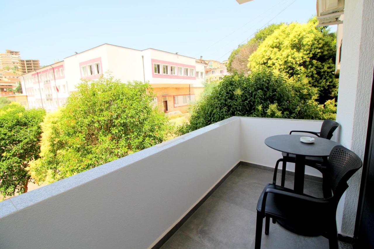 Hotel Qurku 2 Sarande Exterior photo