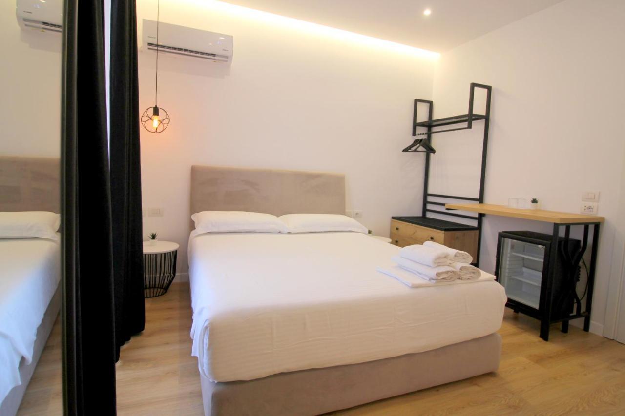 Hotel Qurku 2 Sarande Exterior photo